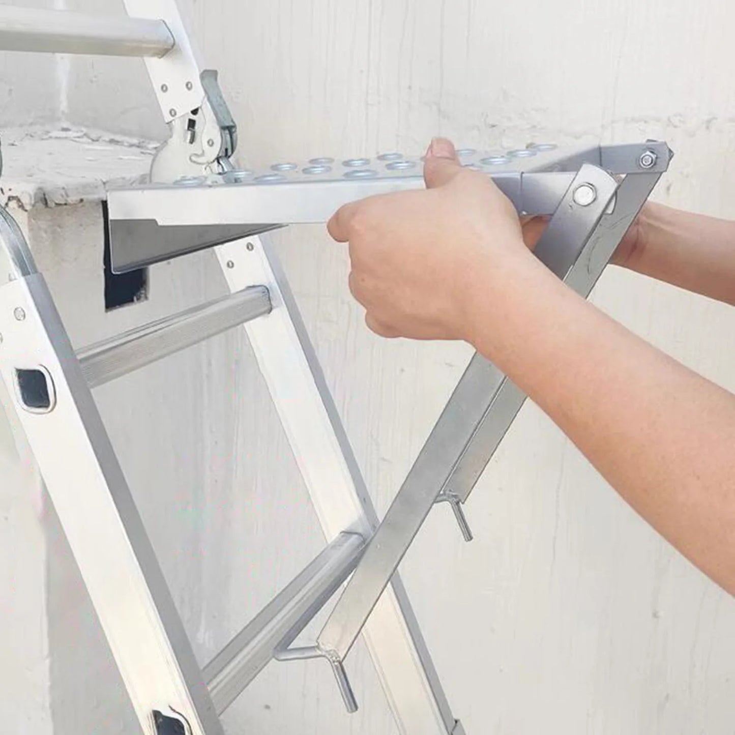 Heavy Duty Ladder Work Platform for Painters and Home Use